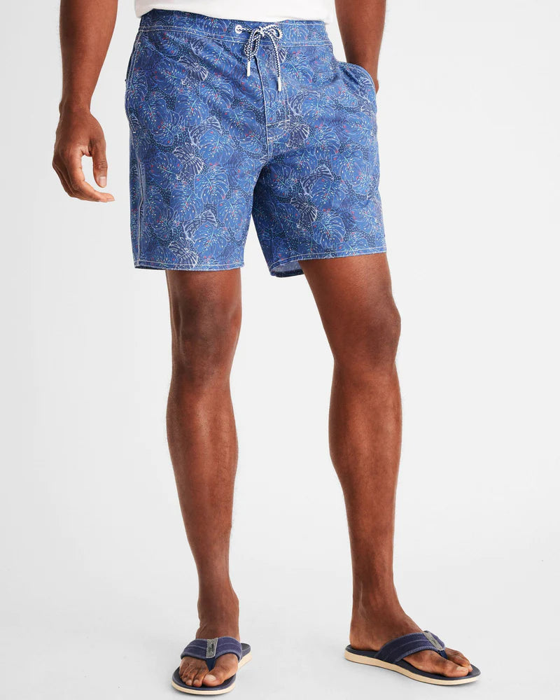 Bongo Half Elastic 7" Surf Shorts